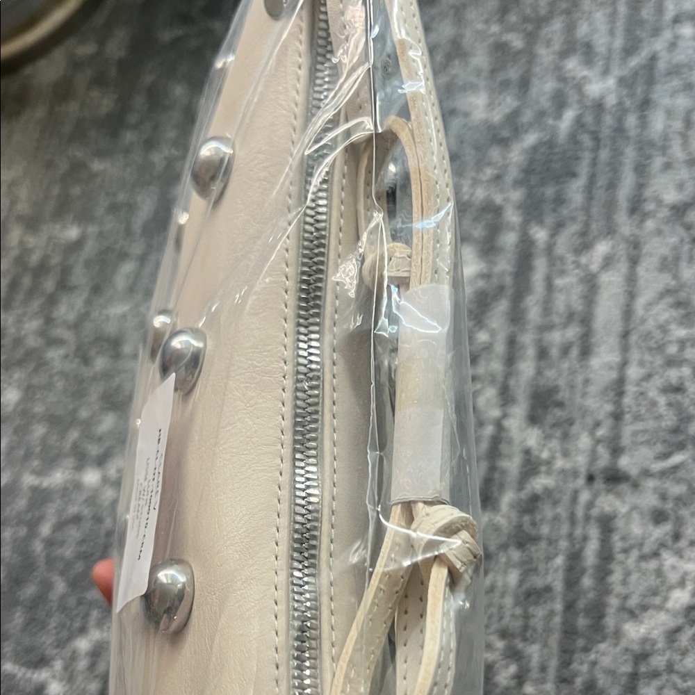 Clare V Lune Cream Studded Shoulder Bag - New in Packaging Never Opened - Picture 16 of 17
